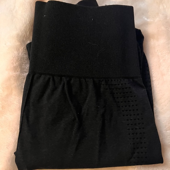 Gymshark Leggings - Picture 3 of 4